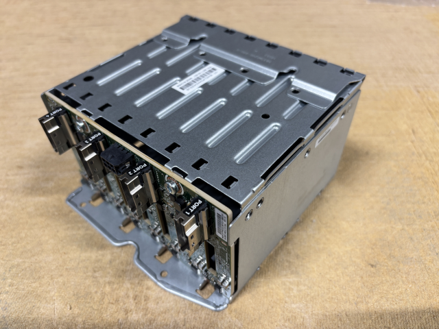 872971-001 826689-B21 HPE Proliant DL38X ML350 Gen10 8SFF U.2 NVM2 (SCN) Backplane