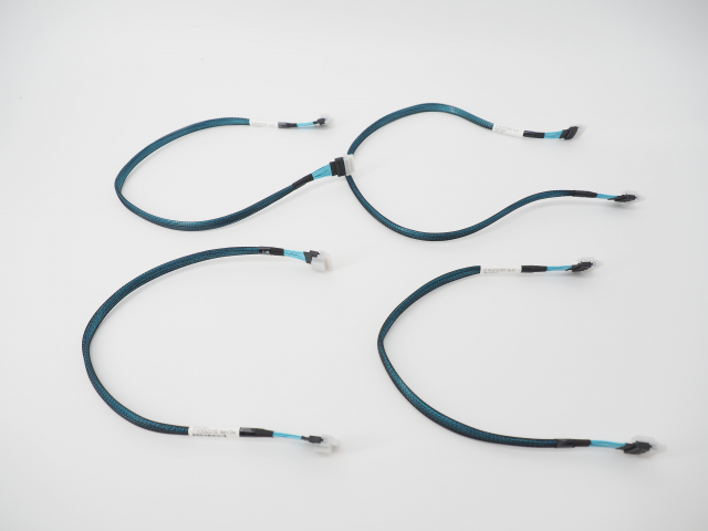 P23756-001 HPE SPS-Cable, InR, 8SFF U.3 to 832